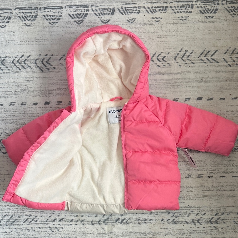 Old Navy Bright Pink Puffer Jacket with Cream Lining